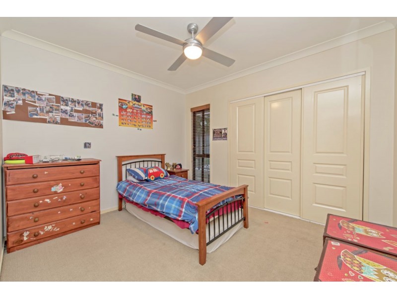 11 Bellevue Place, Springfield Lakes QLD 4300