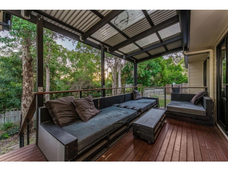 11 Bellevue Place, Springfield Lakes QLD 4300