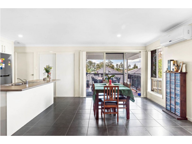 11 Dianella Street, Springfield Lakes QLD 4300