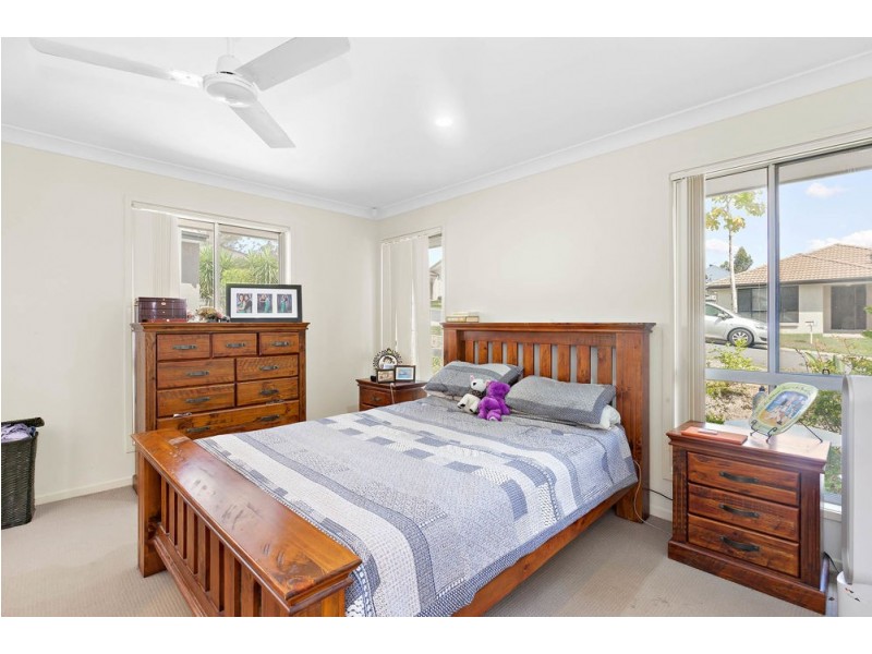 11 Dianella Street, Springfield Lakes QLD 4300