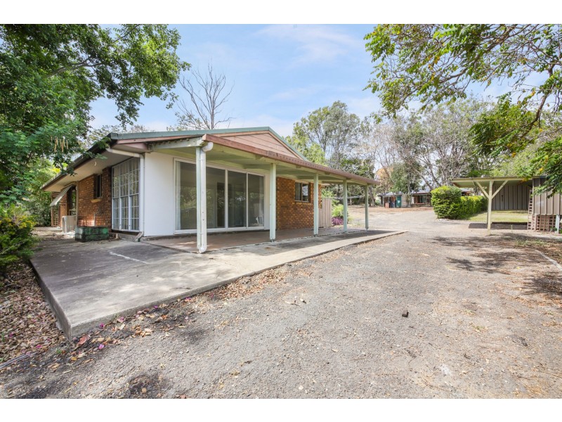 6 & 8 Gramby Street, Bellbird Park QLD 4300