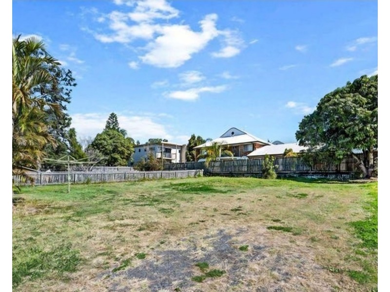 51 South Station Road, Booval QLD 4304