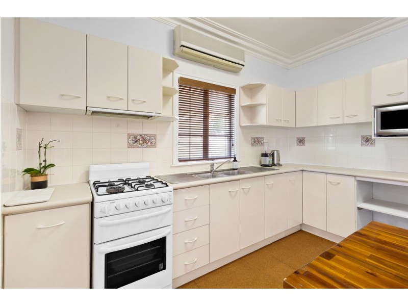 3 Lamont Street, North Booval QLD 4304