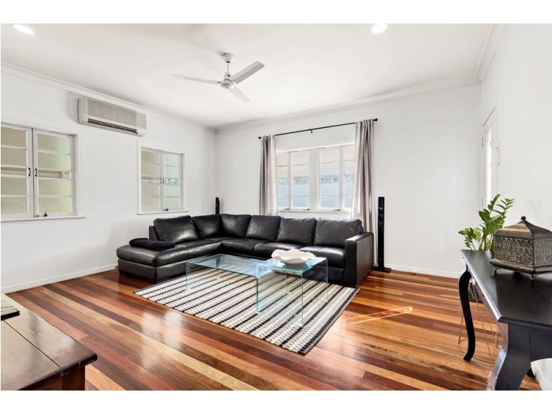 3 Lamont Street, North Booval QLD 4304