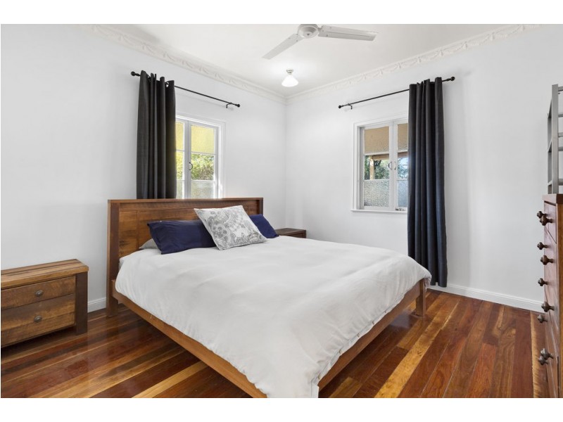 3 Lamont Street, North Booval QLD 4304