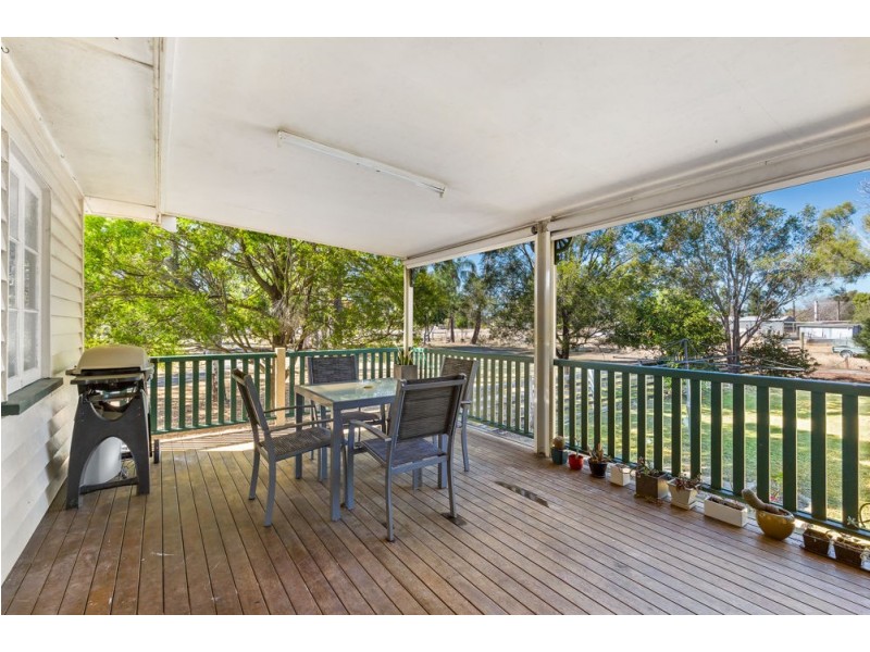 3 Lamont Street, North Booval QLD 4304