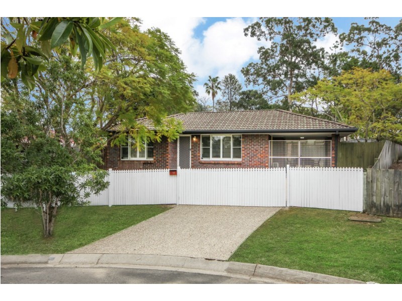 18 Alicia Court, Camira QLD 4300