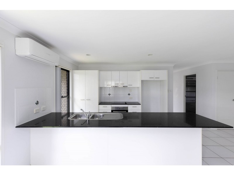 11 Everglades Street, Springfield Lakes QLD 4300