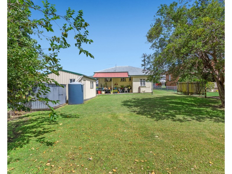 136 Glebe Road, Booval QLD 4304