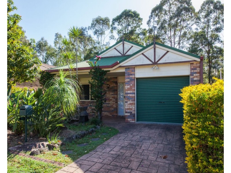 8 Wentworth Close, Forest Lake QLD 4078