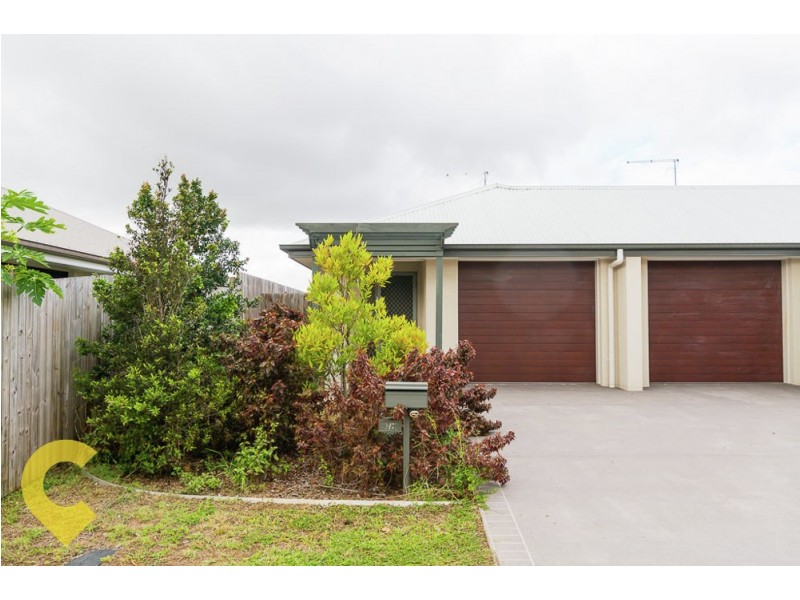1/2 Messenger Crescent, Springfield Lakes QLD 4300