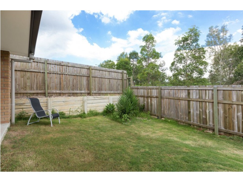 32 Hallvard Crescent, Augustine Heights QLD 4300