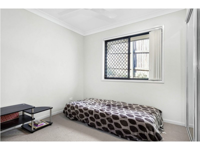 12 Park Edge Drive, Springfield Lakes QLD 4300