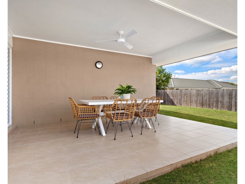 17 Morris Crescent, Bellbird Park QLD 4300