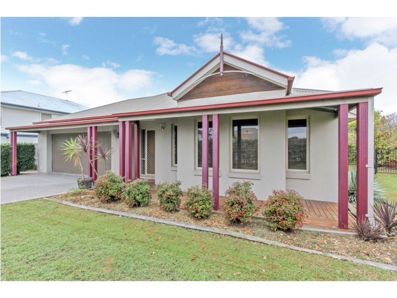 18 Summit Drive, Springfield Lakes QLD 4300