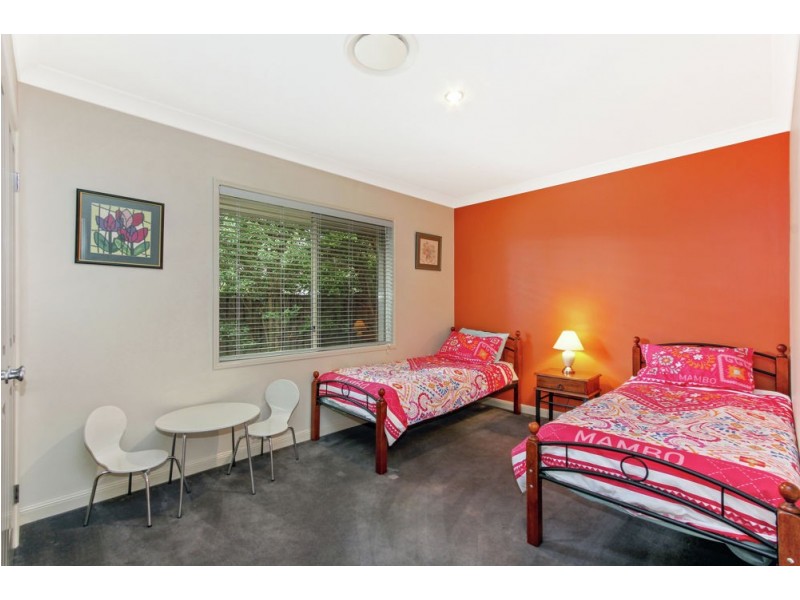 18 Summit Drive, Springfield Lakes QLD 4300