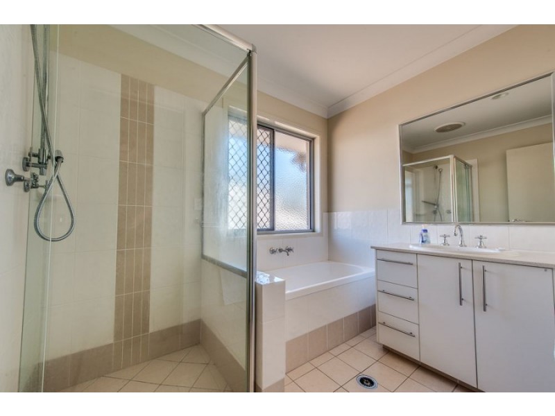 5 Glen Echo Street, Springfield Lakes QLD 4300