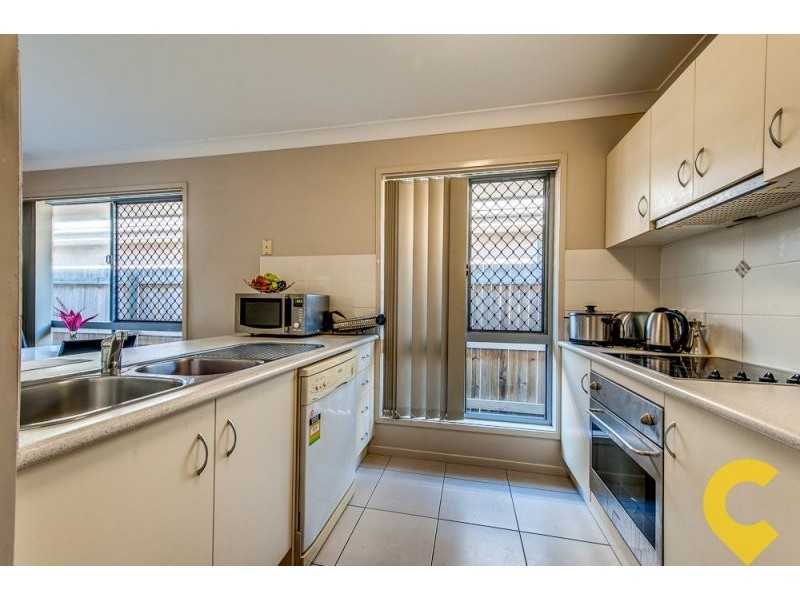 24 Greenleaf Avenue, Springfield Lakes QLD 4300