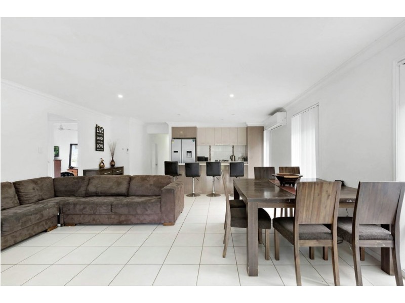 5 Laguna Crescent, Springfield Lakes QLD 4300