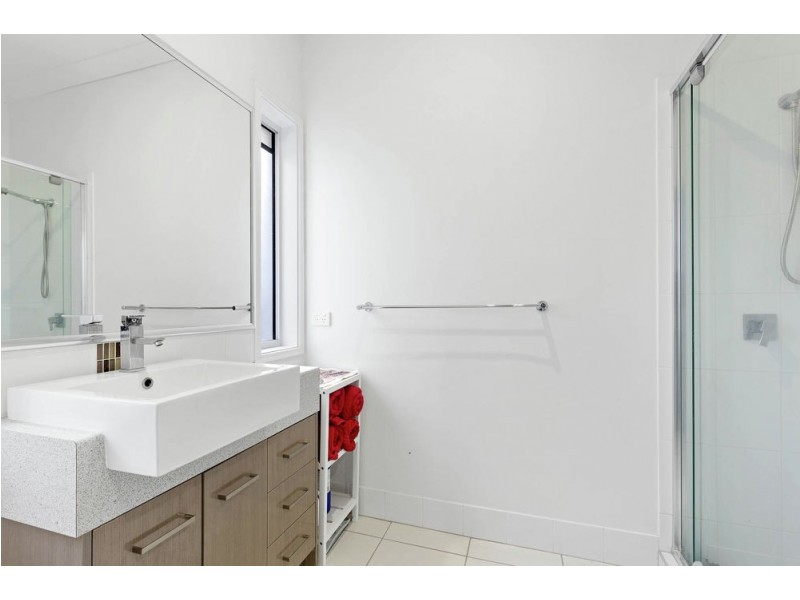 5 Laguna Crescent, Springfield Lakes QLD 4300