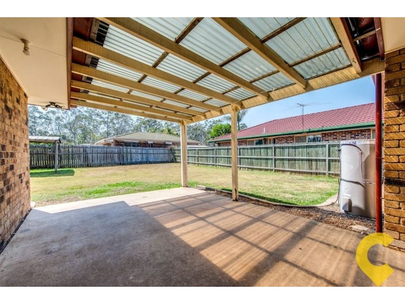 2 Maple Avenue, Camira QLD 4300
