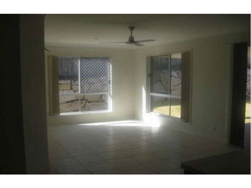 20 Raleigh Place, Redbank Plains QLD 4301