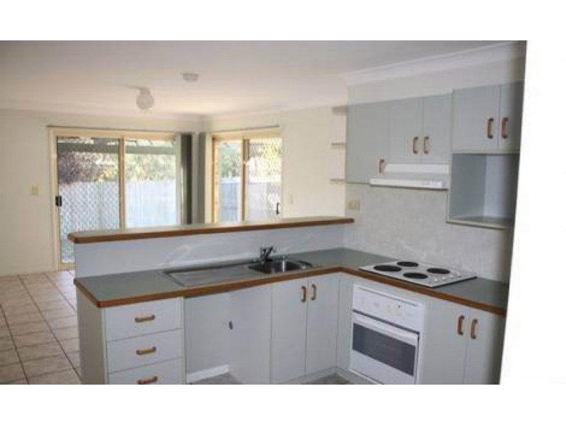 7 Oxley Place, Forest Lake QLD 4078