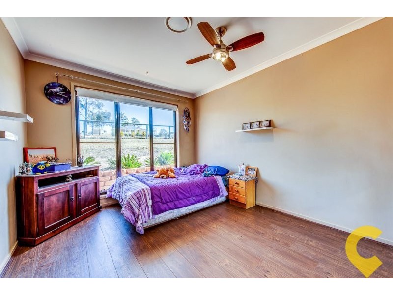 35 White Gums Road, Hatton Vale QLD 4341