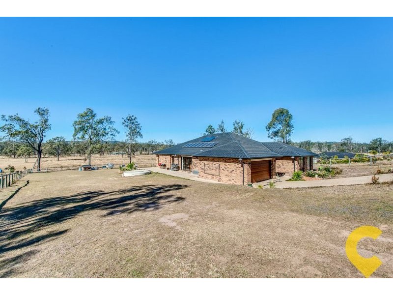 35 White Gums Road, Hatton Vale QLD 4341