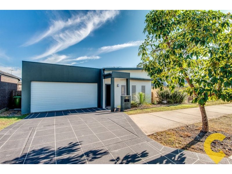63 Park Edge Drive, Springfield Lakes QLD 4300