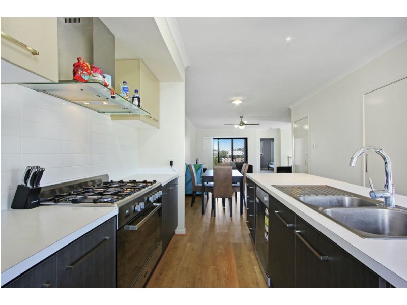 1 Kondalilla Crescent, Springfield Lakes QLD 4300