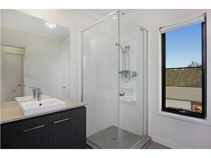 1 Kondalilla Crescent, Springfield Lakes QLD 4300