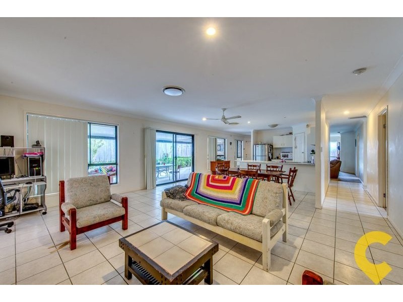 11 Des Arts Place, Wulkuraka QLD 4305