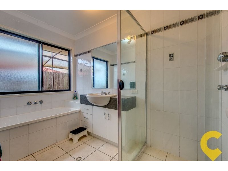 11 Des Arts Place, Wulkuraka QLD 4305