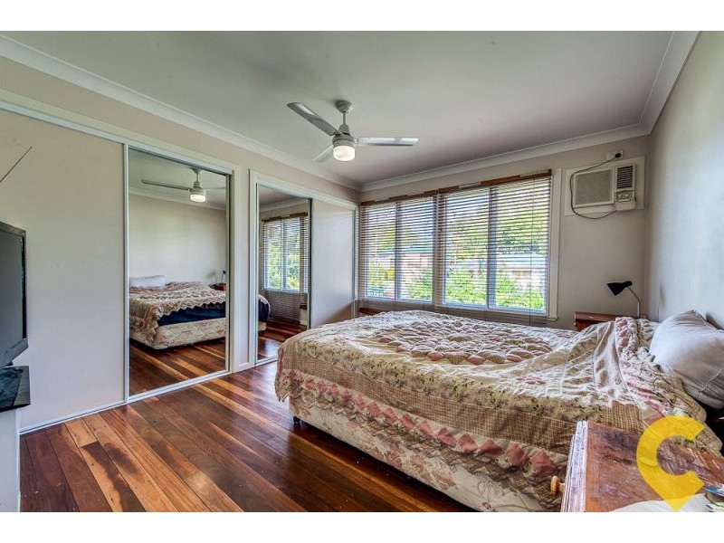 18 Gledson Street, North Booval QLD 4304