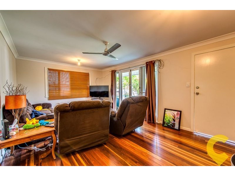 18 Gledson Street, North Booval QLD 4304