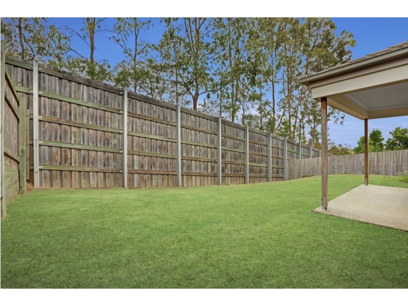 4 Cove Place, Springfield Lakes QLD 4300