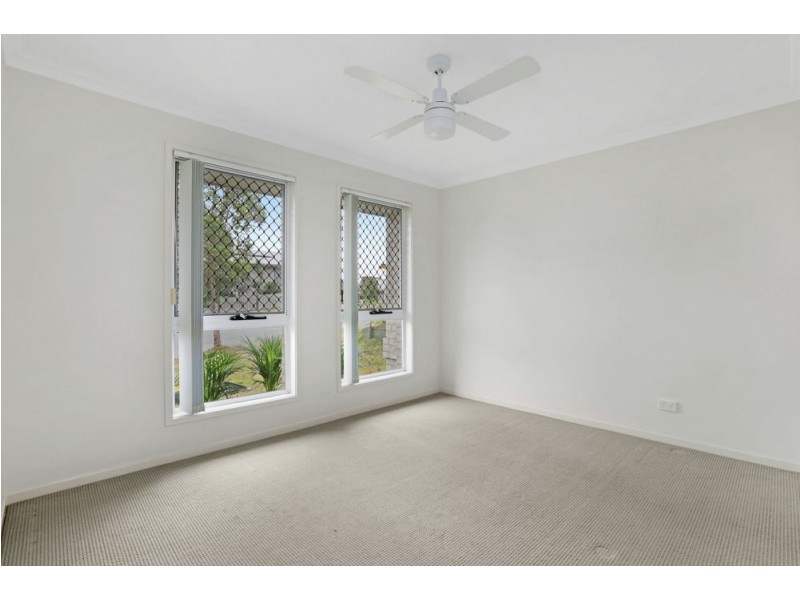 4 Cove Place, Springfield Lakes QLD 4300