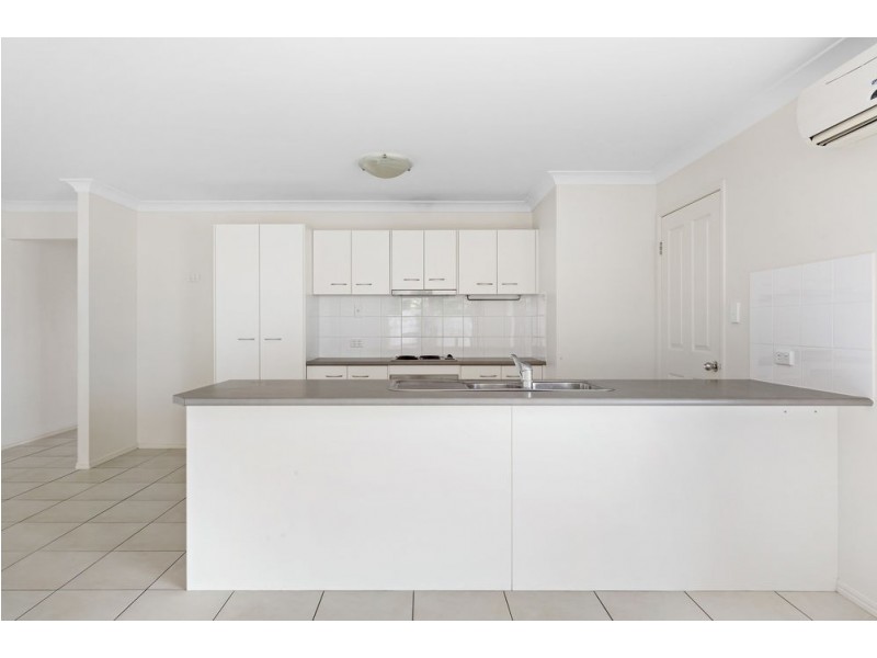 15 Daisy Street, Springfield Lakes QLD 4300