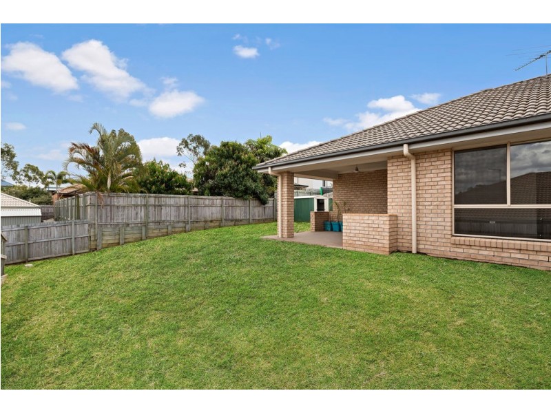 15 Daisy Street, Springfield Lakes QLD 4300