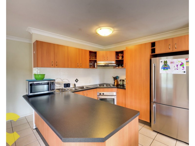 6 Daylilly Place, Springfield Lakes QLD 4300