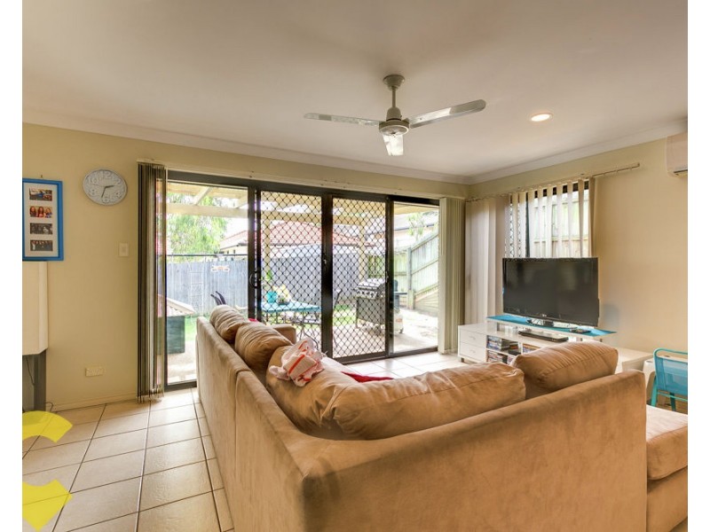 6 Daylilly Place, Springfield Lakes QLD 4300
