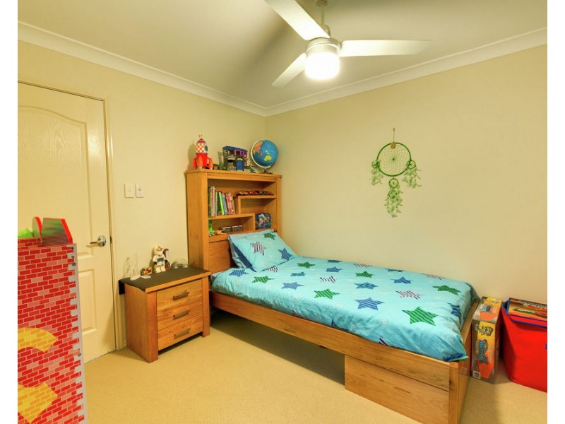 6 Daylilly Place, Springfield Lakes QLD 4300