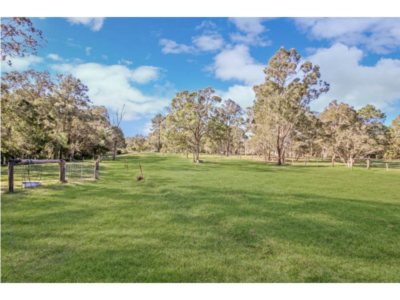 66 Firetail Court, Morayfield QLD 4506