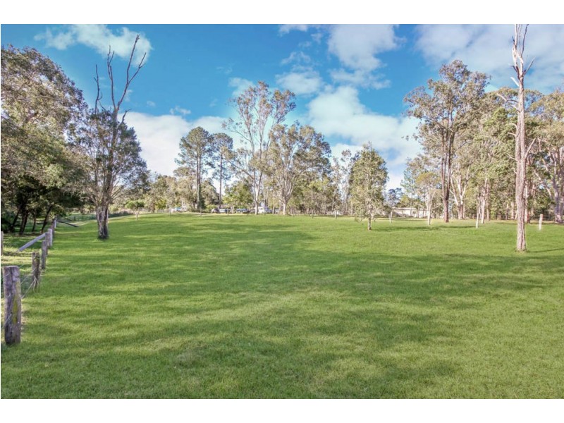 66 Firetail Court, Morayfield QLD 4506