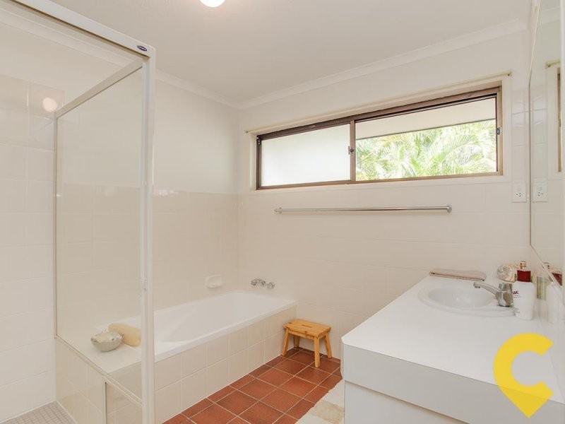 32 Collins Street, Moorina QLD 4506
