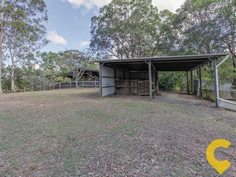32 Collins Street, Moorina QLD 4506