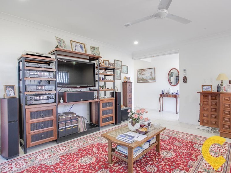 1 Peacherine Circuit, Bellmere QLD 4510