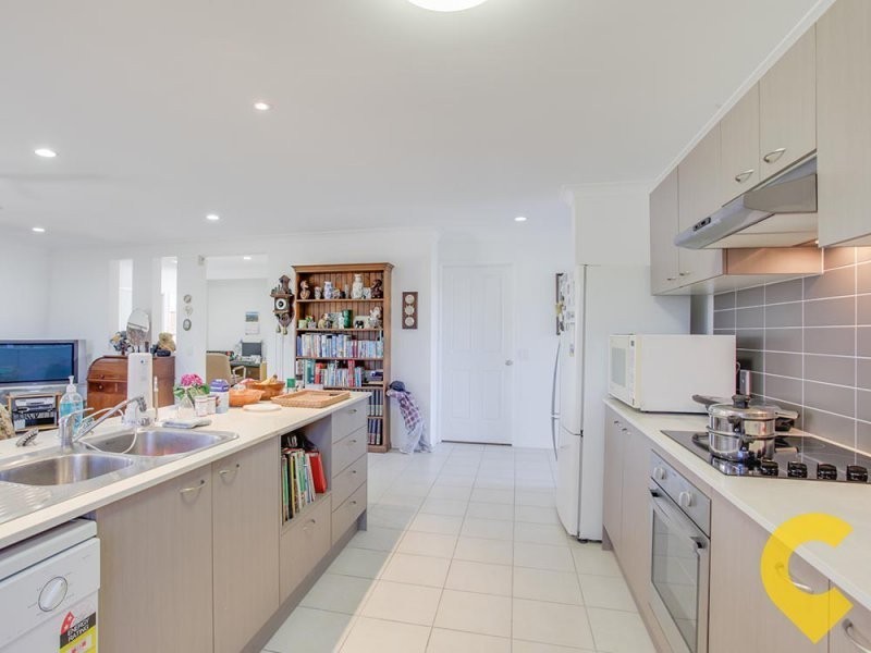 1 Peacherine Circuit, Bellmere QLD 4510