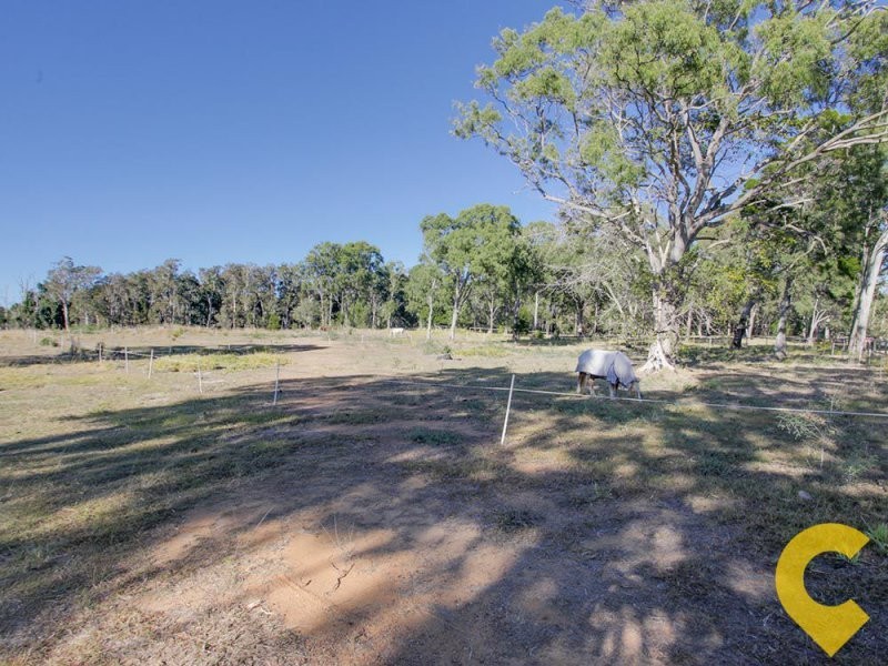 64-70 Campbell Parade, Beachmere QLD 4510